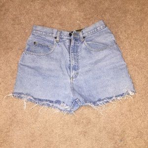 Hi-rise vintage jean shorts
